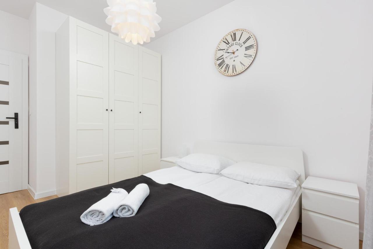 Forum Wola Jana Kazimierza Apartment By Noclegi Renters Варшава Экстерьер фото
