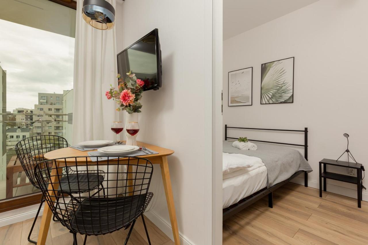 Forum Wola Jana Kazimierza Apartment By Noclegi Renters Варшава Экстерьер фото
