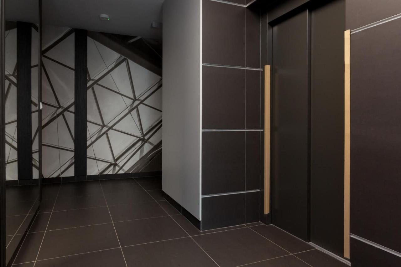 Forum Wola Jana Kazimierza Apartment By Noclegi Renters Варшава Экстерьер фото